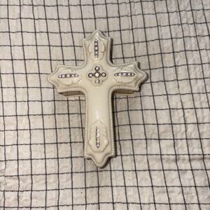 Lenox China Treasures Collection Cross Trinket Ivory And Gold Porcelain